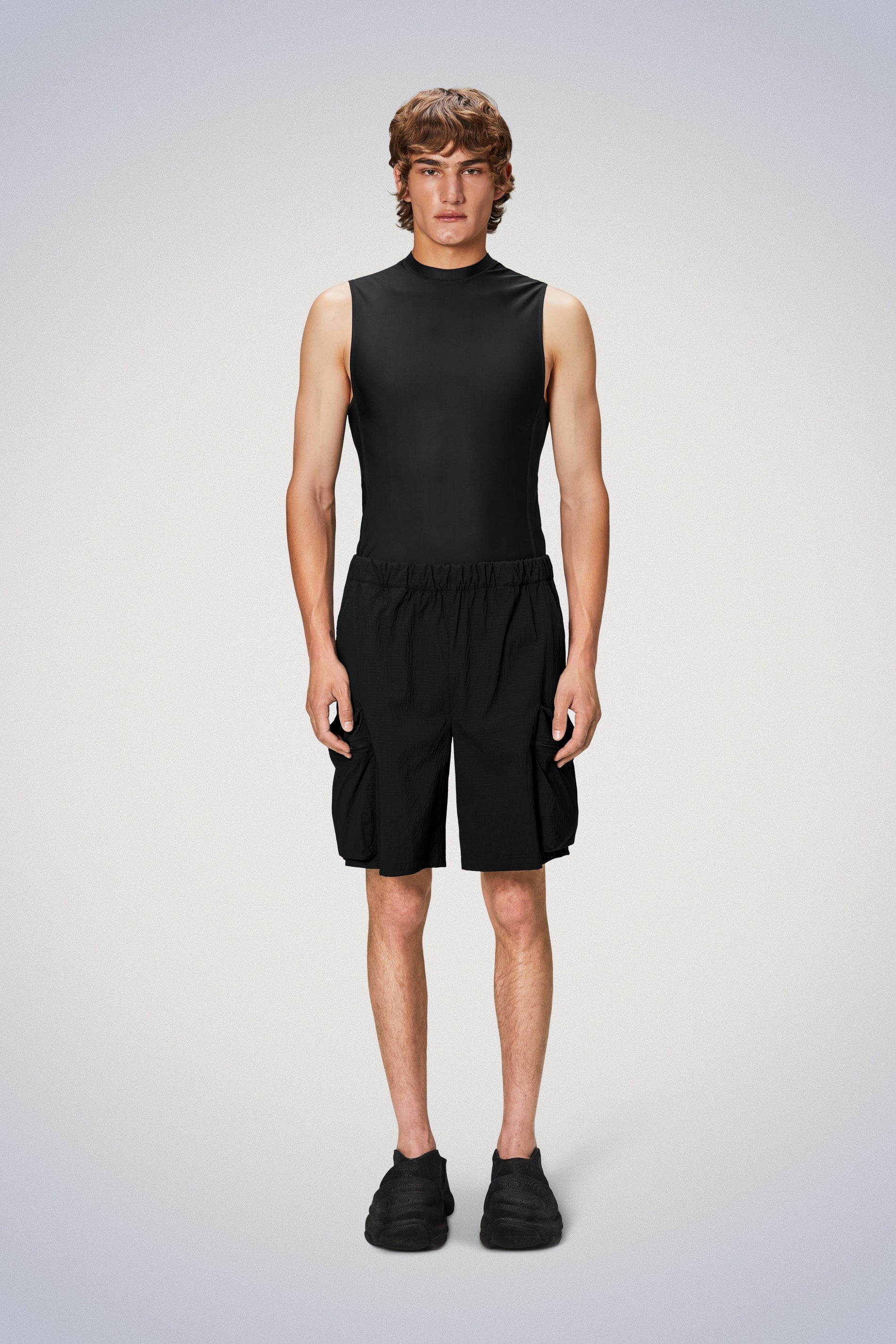 Rains® (レインズ) Blackの Tomar Shorts - Blackをショッピング｜税込11,000円以上のご購入で送料無料